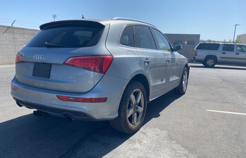 42995471 :رقم المزاد ، WA1DKAFP8BA093458 vin ، 2011 Audi Q5 Premium مزاد بيع