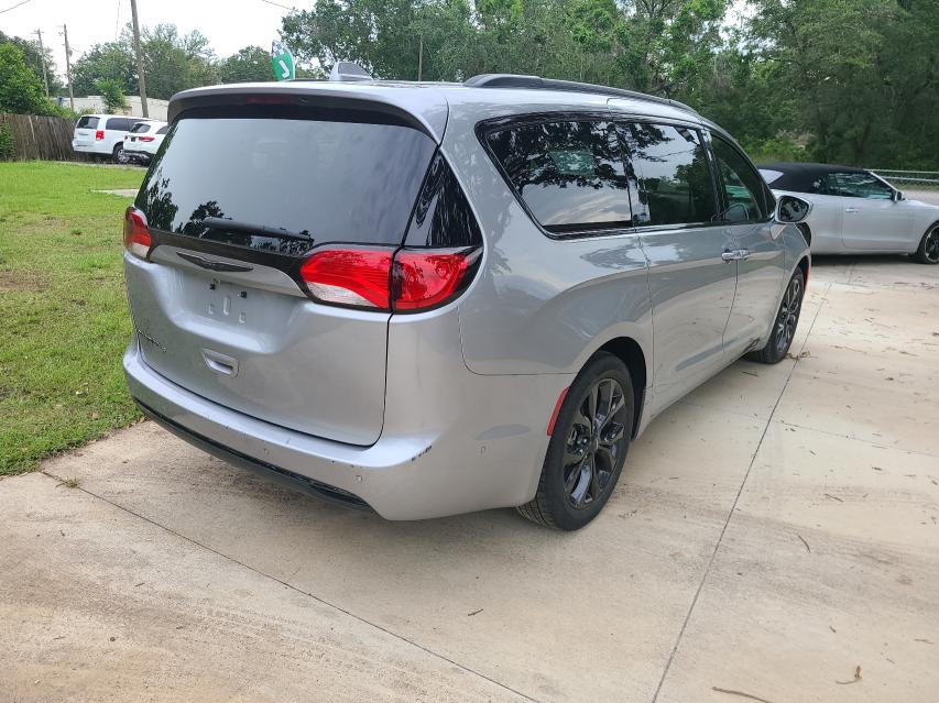 43490131 :رقم المزاد ، 2C4RC1FG7KR532122 vin ، 2019 Chrysler Pacifica T مزاد بيع
