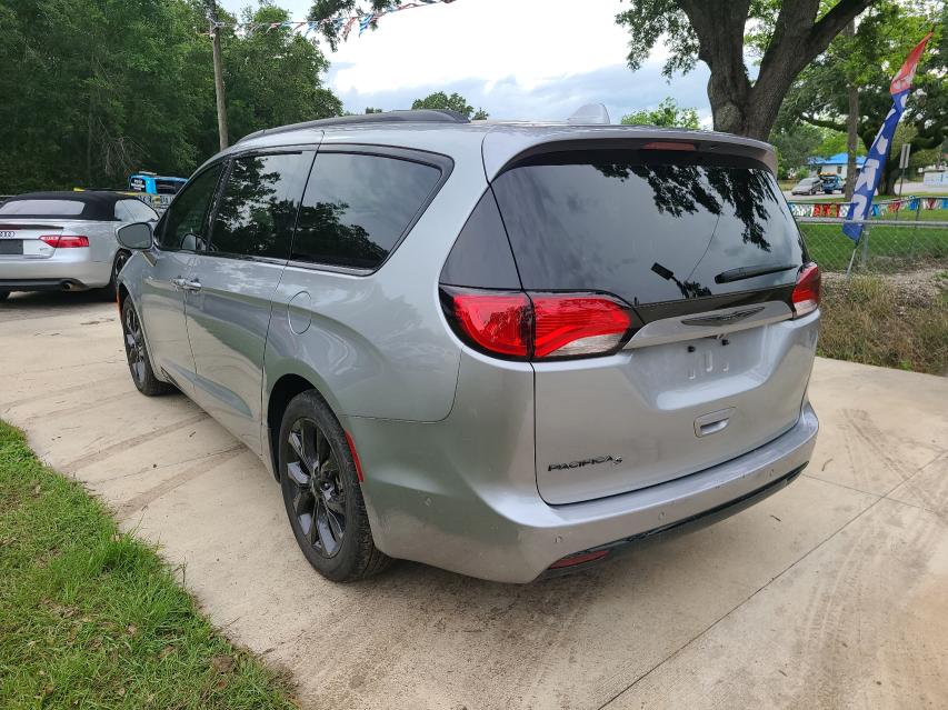 43490131 :رقم المزاد ، 2C4RC1FG7KR532122 vin ، 2019 Chrysler Pacifica T مزاد بيع