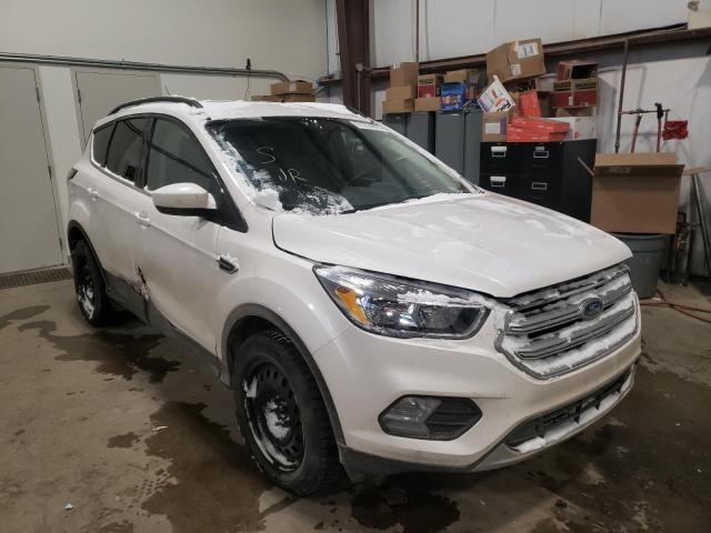 61549895 :رقم المزاد ، 1FMCU9G90HUA43313 vin ، 2017 Ford Escape مزاد بيع