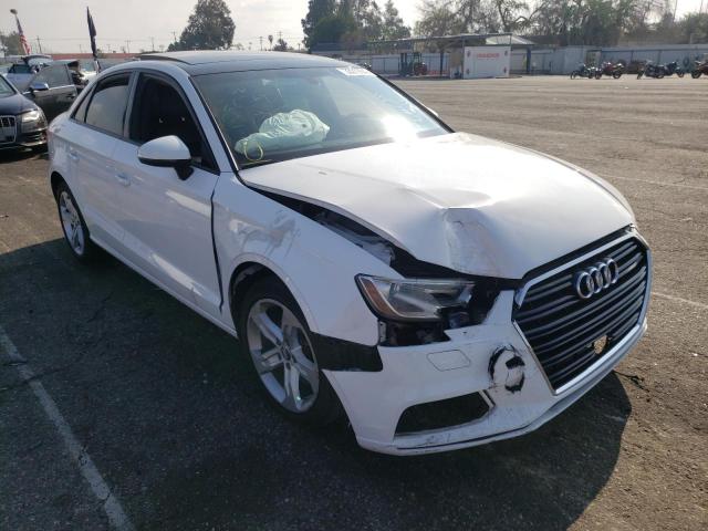 Продаж на аукціоні авто 2018 Audi A3 Premium, vin: WAUAUGFF9J1088827, номер лоту: 33312942