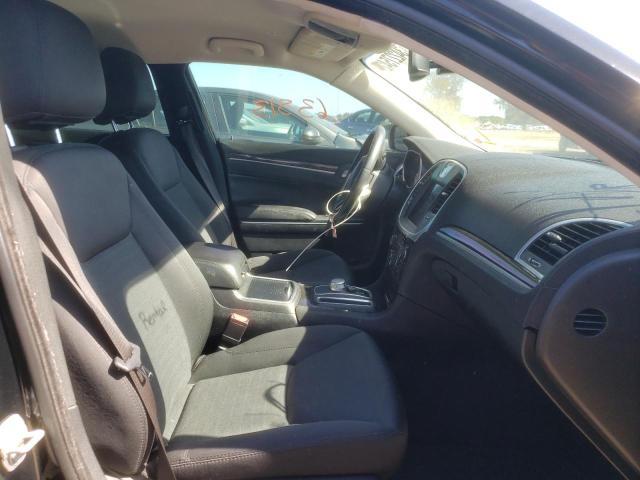 34227542 :رقم المزاد ، 2C3CCAAG4JH275586 vin ، 2018 Chrysler 300 Tourin مزاد بيع