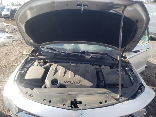 32400272 :رقم المزاد ، 2G1125S38J9129266 vin ، 2018 Chevrolet Impala Pre مزاد بيع