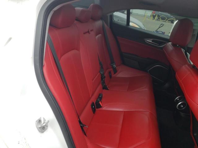 38846582 :رقم المزاد ، ZARFAEDN4J7597226 vin ، 2018 Alfa Romeo 164 Sport مزاد بيع