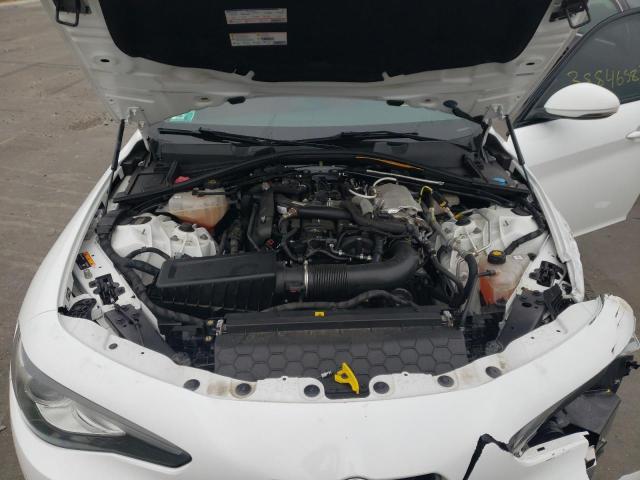 38846582 :رقم المزاد ، ZARFAEDN4J7597226 vin ، 2018 Alfa Romeo 164 Sport مزاد بيع