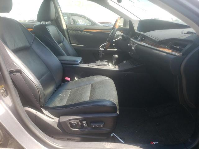 49991502 :رقم المزاد ، JTHBW1GG4D2010720 vin ، 2013 Lexus Es 300h مزاد بيع