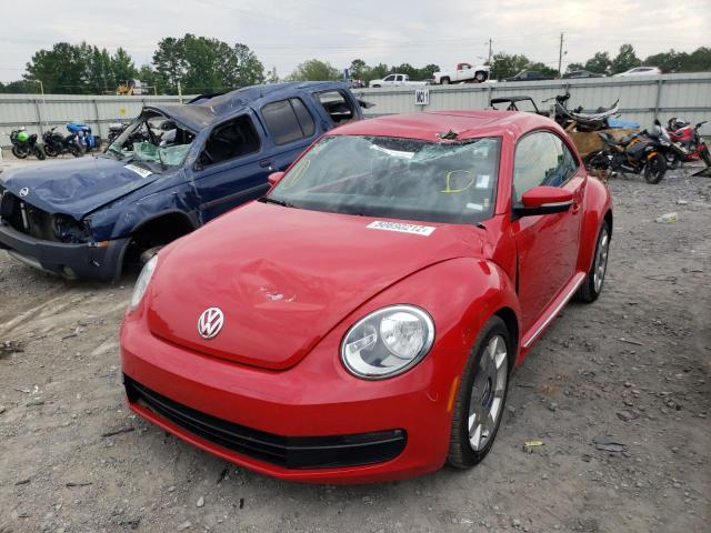 50690212 :رقم المزاد ، 3VWJP7AT4CM602951 vin ، 2012 Volkswagen Beetle مزاد بيع