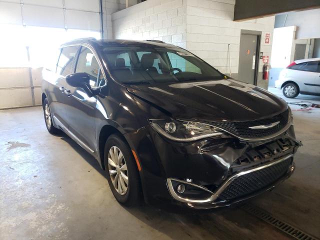 60611282 :رقم المزاد ، 2C4RC1BG0JR353599 vin ، 2018 Chrysler Pacifica T مزاد بيع