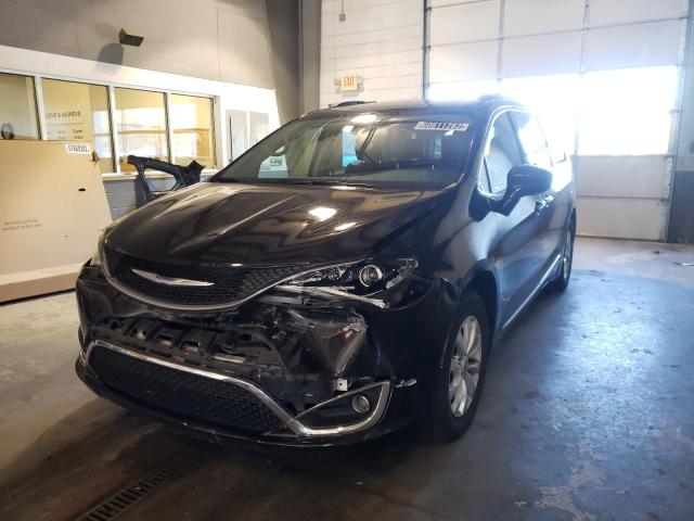 60611282 :رقم المزاد ، 2C4RC1BG0JR353599 vin ، 2018 Chrysler Pacifica T مزاد بيع