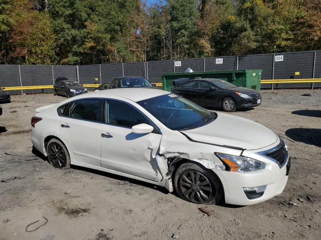 2015 Nissan Altima 2.5 მანქანა იყიდება აუქციონზე, vin: 1N4AL3AP6FC582417, აუქციონის ნომერი: 63024402