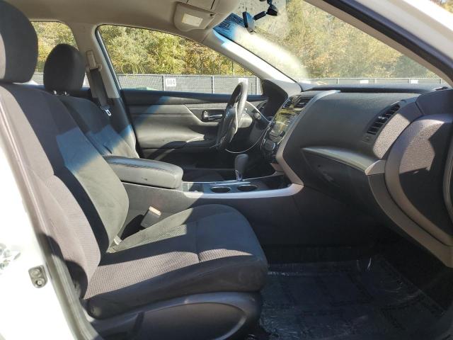 2015 Nissan Altima 2.5 მანქანა იყიდება აუქციონზე, vin: 1N4AL3AP6FC582417, აუქციონის ნომერი: 63024402