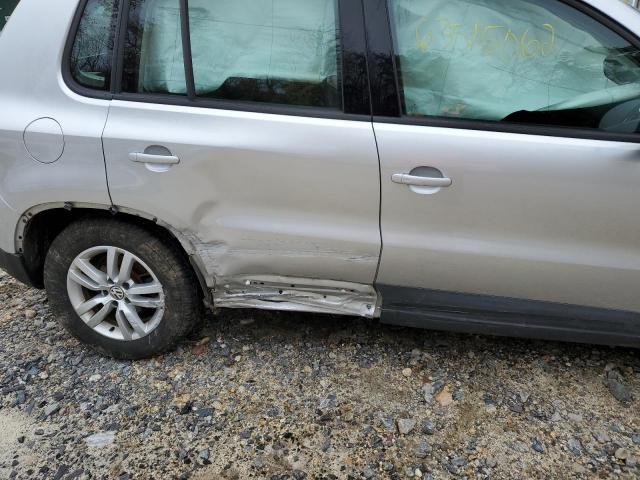 63515062 :رقم المزاد ، WVGBV7AX7HW502023 vin ، 2017 Volkswagen Tiguan S مزاد بيع