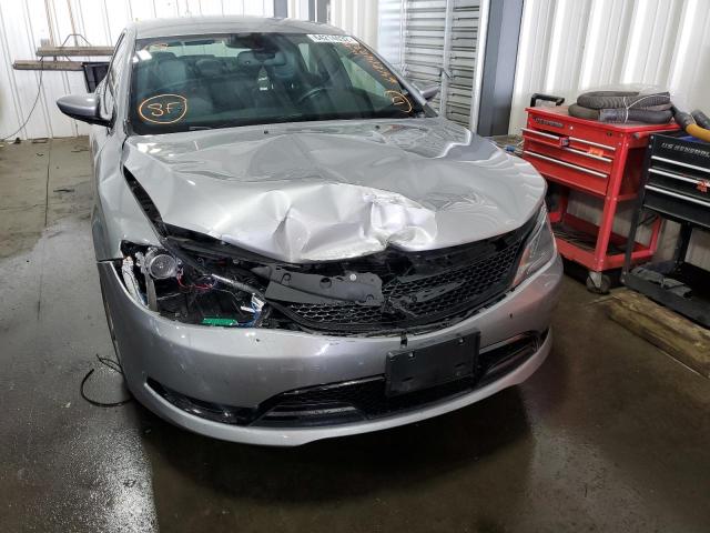64214032 :رقم المزاد ، 1C3CCCBG5FN551492 vin ، 2015 Chrysler 200 S مزاد بيع