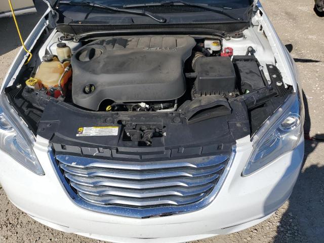64102722 :رقم المزاد ، 1C3BC7EG6BN554720 vin ، 2011 Chrysler 200 Limited مزاد بيع