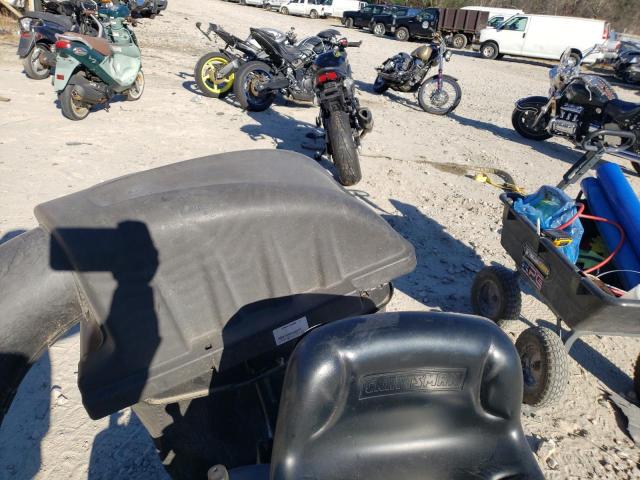 66915762 :رقم المزاد ، BILLOFSALE vin ، 2010 Craf Mower مزاد بيع