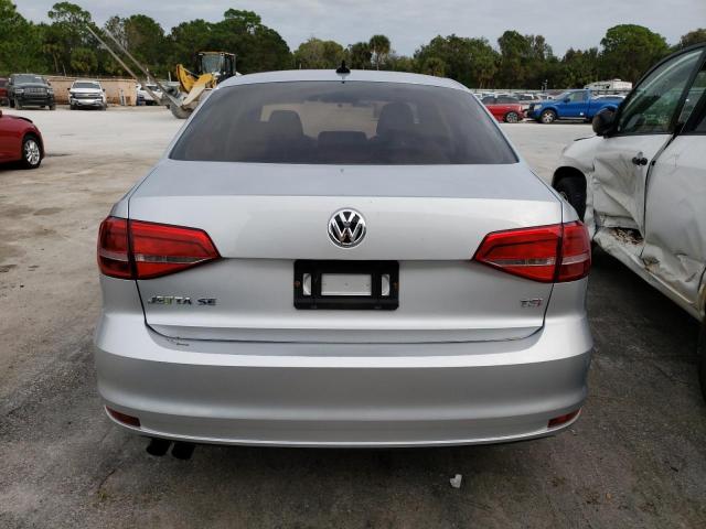 67822242 :رقم المزاد ، 3VWD17AJ8FM218138 vin ، 2015 Volkswagen Jetta Se مزاد بيع