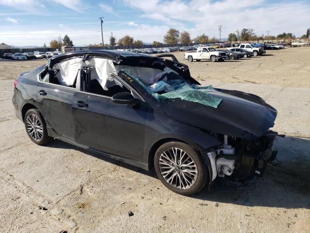 2022 Kia Forte მანქანა იყიდება აუქციონზე, vin: 3KPF54AD1NE500381, აუქციონის ნომერი: 68540042