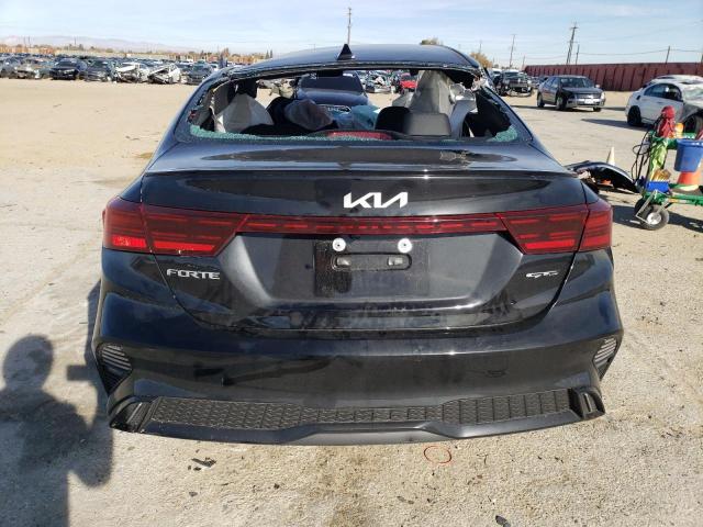 2022 Kia Forte მანქანა იყიდება აუქციონზე, vin: 3KPF54AD1NE500381, აუქციონის ნომერი: 68540042