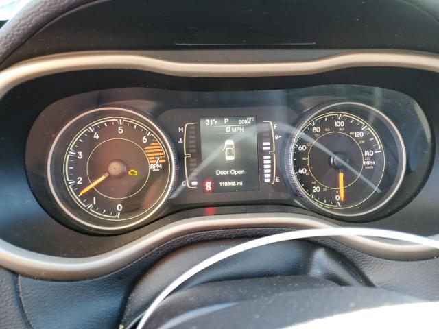 67833792 :رقم المزاد ، 1C4PJLCB9JD539141 vin ، 2018 Jeep Cherokee Latitude مزاد بيع