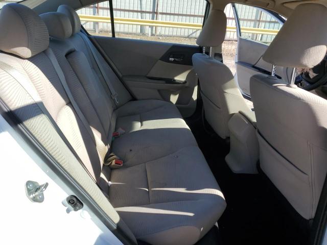 69144882 :رقم المزاد ، 1HGCR2F3XHA221905 vin ، 2017 Honda Accord Lx مزاد بيع