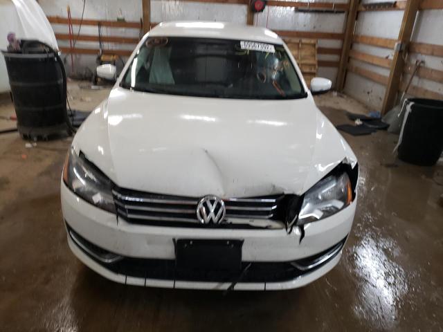 Продажа на аукционе авто 2015 Volkswagen Passat S, vin: 1VWAT7A33FC080279, номер лота: 69567392