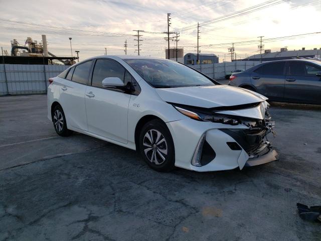 Продажа на аукционе авто 2017 Toyota Prius Prime, vin: JTDKARFP4H3066463, номер лота: 69961332