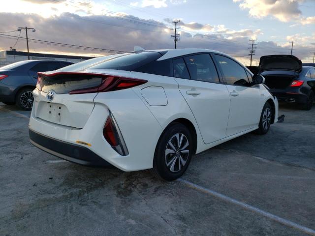 Продажа на аукционе авто 2017 Toyota Prius Prime, vin: JTDKARFP4H3066463, номер лота: 69961332