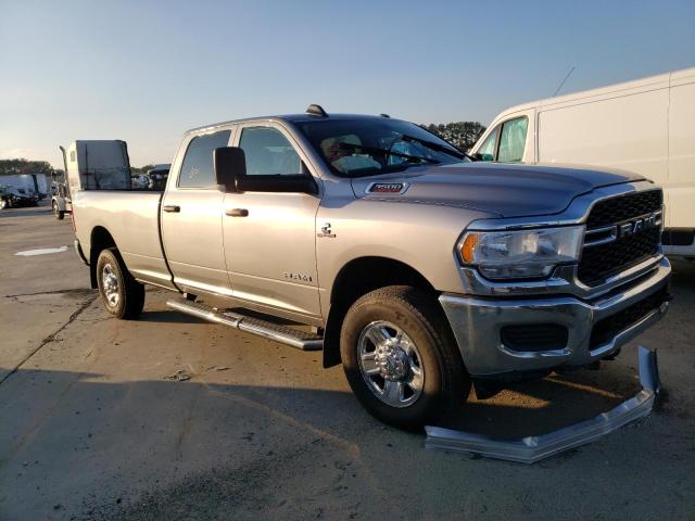 69761292 :رقم المزاد ، 3C63R3GLXMG667834 vin ، 2021 Ram 3500 Tradesman مزاد بيع