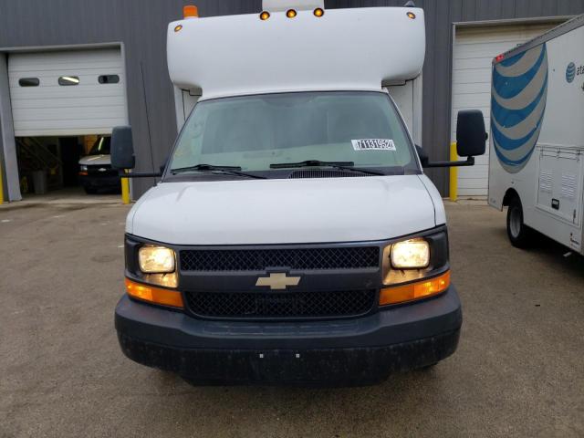 71131952 :رقم المزاد ، 1GBJG31K381106082 vin ، 2008 Chevrolet Express G3500 مزاد بيع