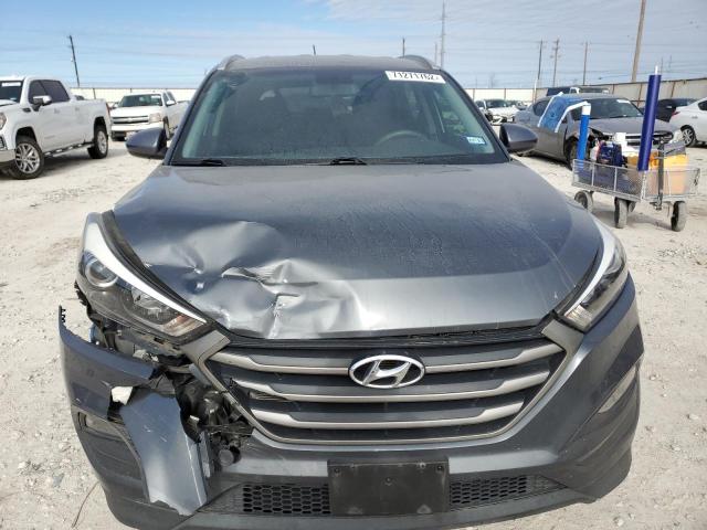 2017 Hyundai Tucson Limited მანქანა იყიდება აუქციონზე, vin: KM8J33A49HU327740, აუქციონის ნომერი: 71271762