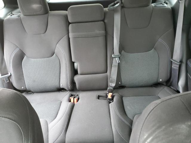 71979862 :رقم المزاد ، 1C4PJMCB5KD105578 vin ، 2019 Jeep Cherokee Latitude مزاد بيع