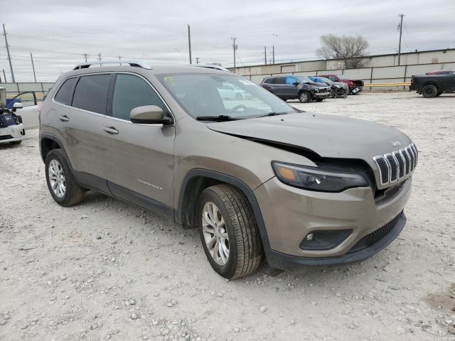 71979862 :رقم المزاد ، 1C4PJMCB5KD105578 vin ، 2019 Jeep Cherokee Latitude مزاد بيع