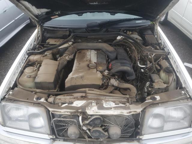 37535863 :رقم المزاد ، WDBEA92E2SF296279 vin ، 1995 Mercedes-benz E 320 مزاد بيع