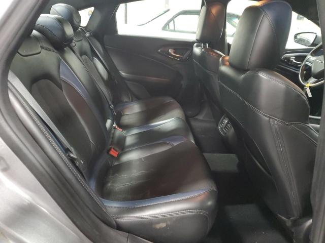 39141763 :رقم المزاد ، 1C3CCCBG5FN551492 vin ، 2015 Chrysler 200 S مزاد بيع