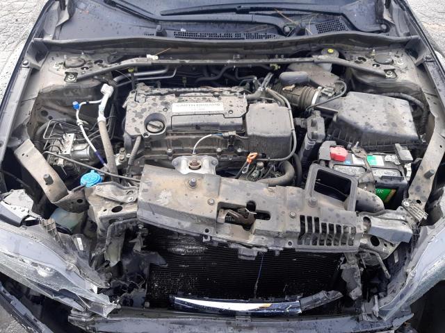 39106243 :رقم المزاد ، 1HGCT1B87FA012793 vin ، 2015 Honda Accord Exl مزاد بيع