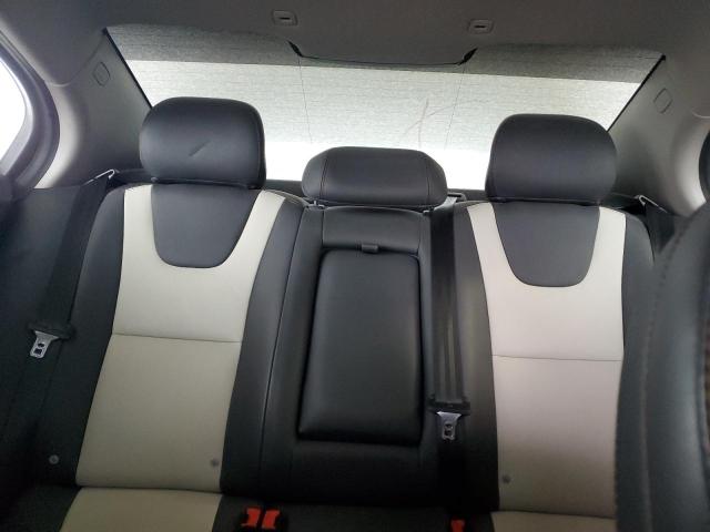 38311883 :رقم المزاد ، YV4612UM1G2000858 vin ، 2016 Volvo S60 Cross Country T5 مزاد بيع