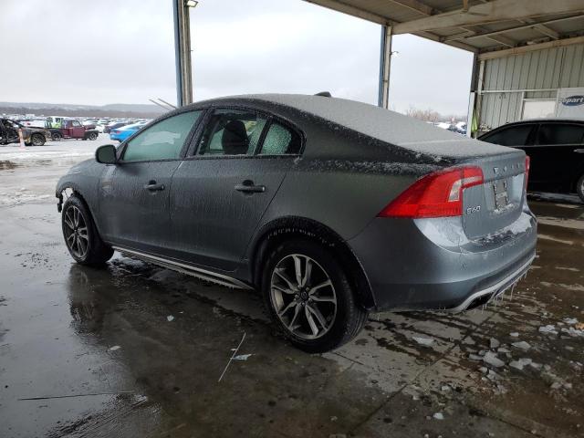 38311883 :رقم المزاد ، YV4612UM1G2000858 vin ، 2016 Volvo S60 Cross Country T5 مزاد بيع