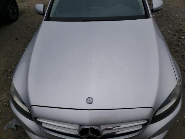 39296303 :رقم المزاد ، 55SWF4JB1FU078568 vin ، 2015 Mercedes-benz C 300 مزاد بيع