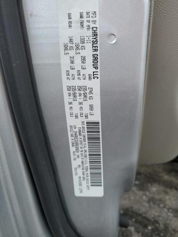 40427683 :رقم المزاد ، 2A4RR5DG5BR630620 vin ، 2011 Chrysler Town & Country Touring مزاد بيع