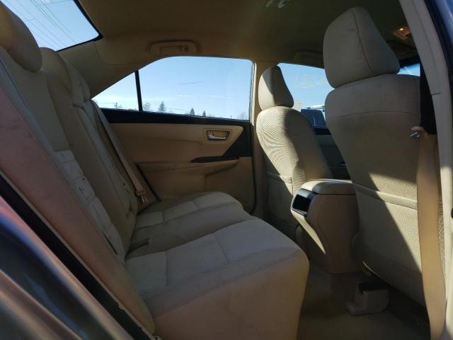 40933913 :رقم المزاد ، 4T1BF1FK9HU382986 vin ، 2017 Toyota Camry Le مزاد بيع
