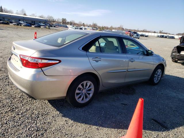 40933913 :رقم المزاد ، 4T1BF1FK9HU382986 vin ، 2017 Toyota Camry Le مزاد بيع