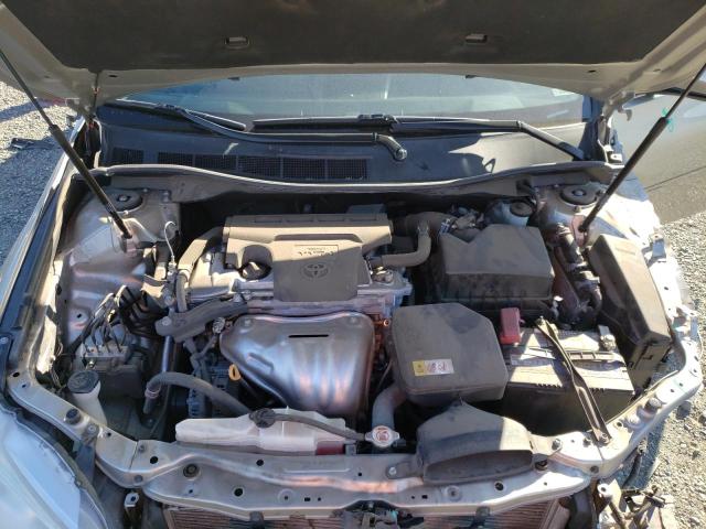 40933913 :رقم المزاد ، 4T1BF1FK9HU382986 vin ، 2017 Toyota Camry Le مزاد بيع