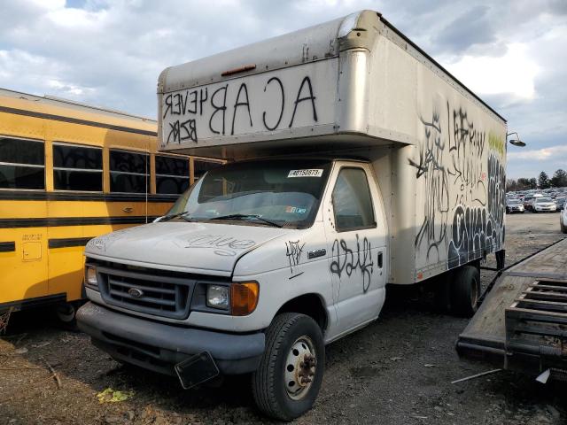 40150873 :رقم المزاد ، 1FDXE45P27DA56002 vin ، 2007 Ford Econoline E450 Super Duty Cutaway Van مزاد بيع
