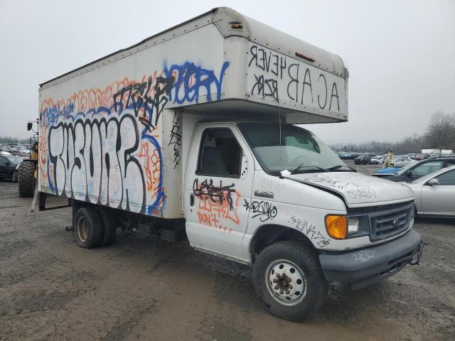 40150873 :رقم المزاد ، 1FDXE45P27DA56002 vin ، 2007 Ford Econoline E450 Super Duty Cutaway Van مزاد بيع