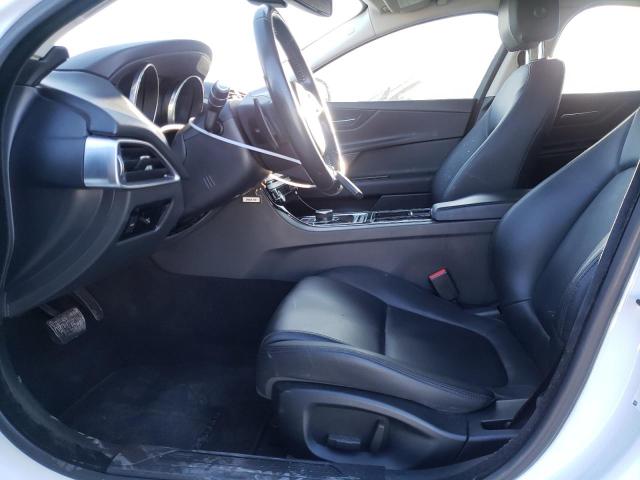 2018 Jaguar Xe მანქანა იყიდება აუქციონზე, vin: SAJAR4FX8JCP33842, აუქციონის ნომერი: 41729273