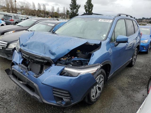 2022 Subaru Forester Premium მანქანა იყიდება აუქციონზე, vin: JF2SKAEC8NH402662, აუქციონის ნომერი: 42783313