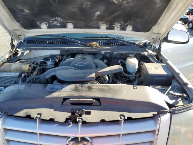 42621773 :رقم المزاد ، 1GYEK63N83R236125 vin ، 2003 Cadillac Escalade Luxury مزاد بيع
