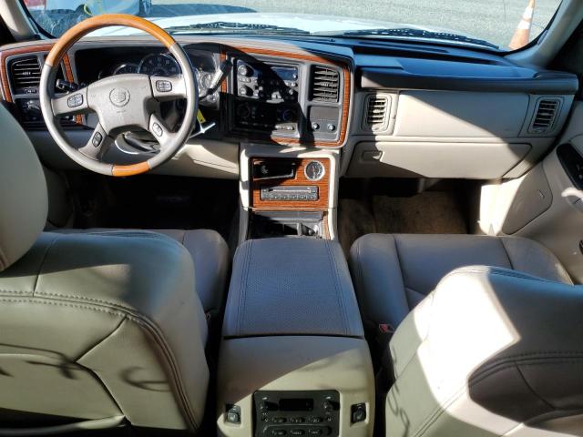 42621773 :رقم المزاد ، 1GYEK63N83R236125 vin ، 2003 Cadillac Escalade Luxury مزاد بيع