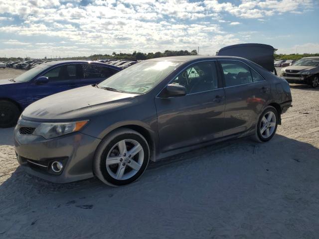 43018463 :رقم المزاد ، 4T1BF1FK9EU440462 vin ، 2014 Toyota Camry L مزاد بيع