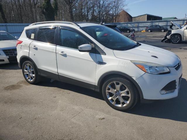Продажа на аукционе авто 2014 Ford Escape Se, vin: 1FMCU9GX3EUB37647, номер лота: 43641353